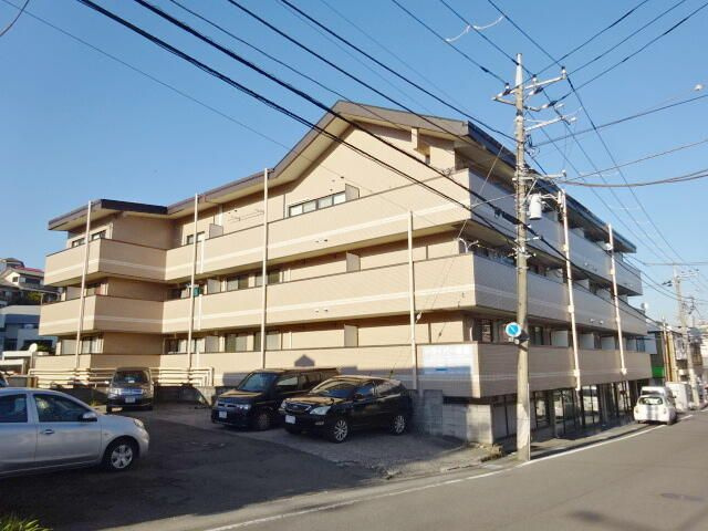 パレス南光の外観
