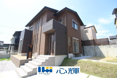 【外観】 | 宇部市東平原1丁目 中古住宅（築浅）／4LDK・2階建
