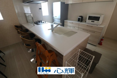 【居間・リビング】 | 宇部市東平原1丁目 中古住宅（築浅）／4LDK・2階建
