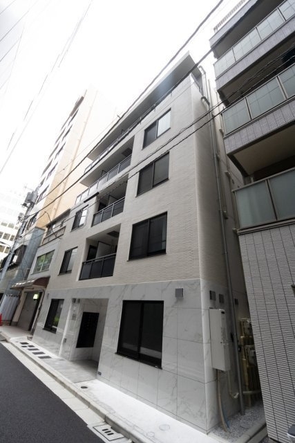 Ｔｈｅ　Ｒｅｓｉｄｅｎｃｅ　Ｎｉｈｏｎｂａｓｈｉ