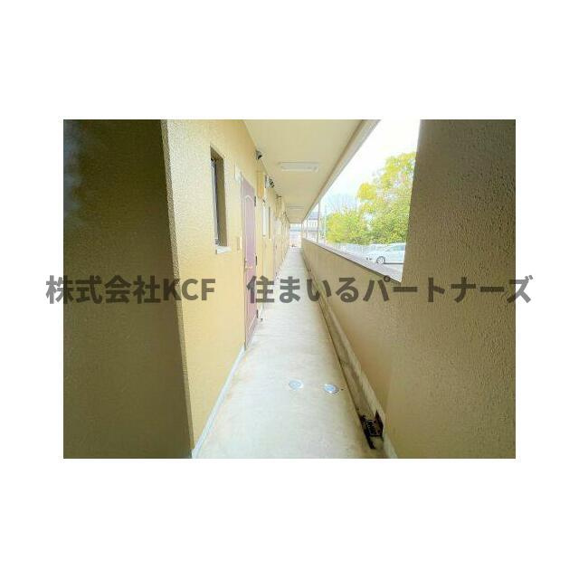 アザレアハイツ葉山のロビー|毎日通るロビーはこのようになっています