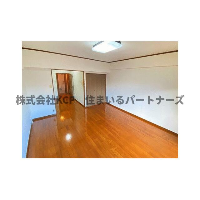 アザレアハイツ葉山の内装|物件の内装です