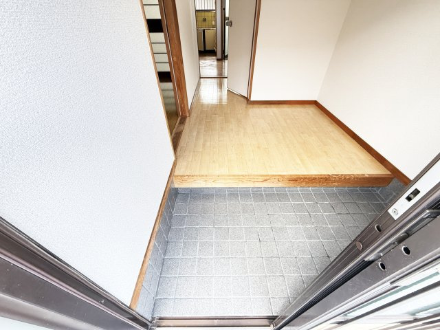 一宮東町平屋の玄関