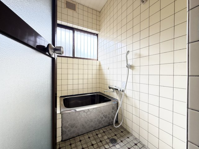 一宮東町平屋の浴室