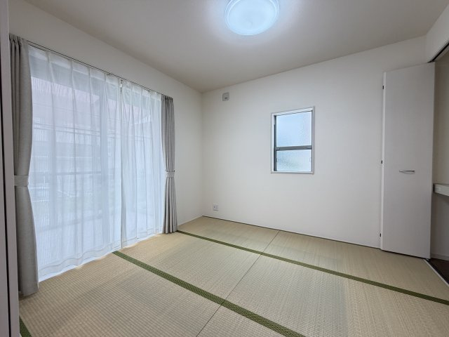 吉岡町大久保　築浅中古住宅の和室