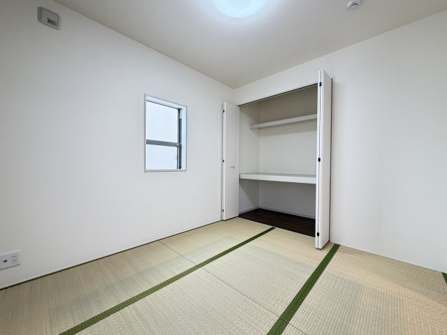 吉岡町大久保　築浅中古住宅の収納