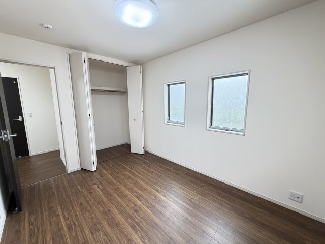 吉岡町大久保　築浅中古住宅の収納