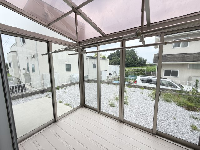 吉岡町大久保　築浅中古住宅のその他|サンルーム