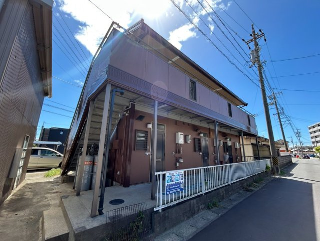 碧南市堀方町２丁目のアパート