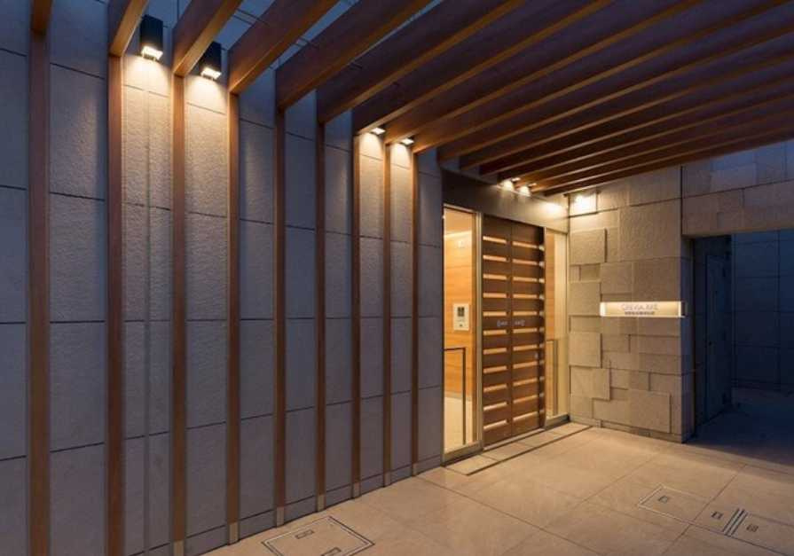 クレヴィアリグゼ世田谷松陰神社前　駅近　礼金0　築浅のエントランス