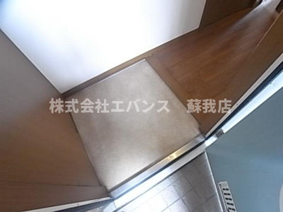 【玄関】 | オーパスＳＯＧＡ | 明るい玄関です