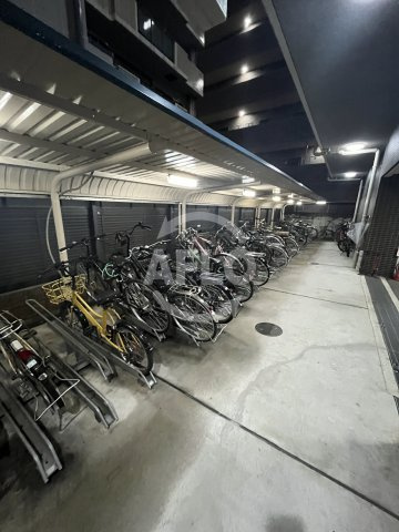 エヴァステージ梅田ウエストのその他|エヴァステージ梅田WEST　駐輪場