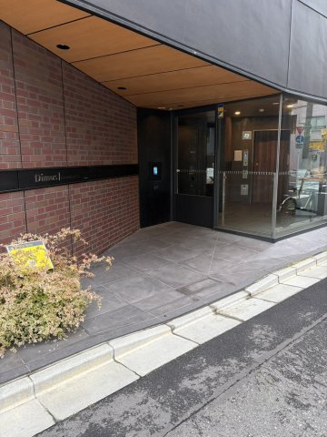 ディームス蔵前Avenueのエントランス