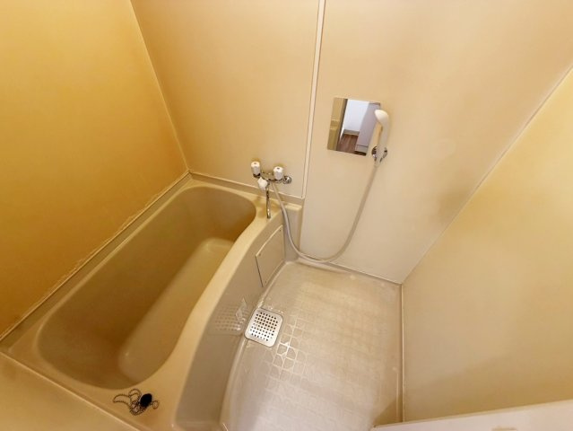 リアライズ上新庄の浴室