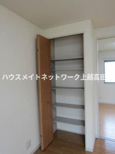ヴィラクローリスの収納|クローゼット