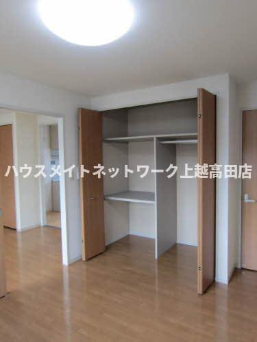 ヴィラクローリスの収納|クローゼット