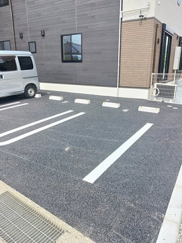 カーサ　ソラティオの駐車場