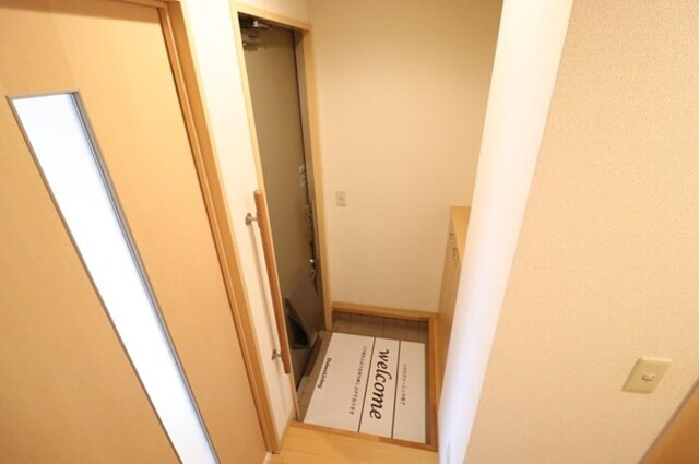 クレシェンテ　Cの玄関|玄関