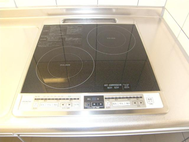 Ｄ.フィールドのキッチン|ＩＨヒーター