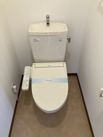 高円寺スルーエのトイレ