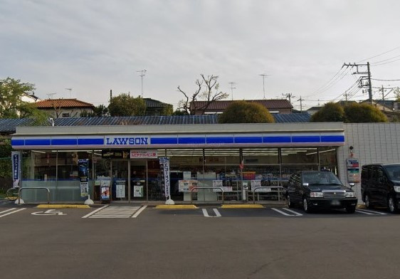 ローソン 横浜鴨居町店まで110ｍ