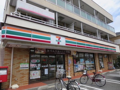 セブン-イレブン 鎌倉岩瀬北店まで400ｍ