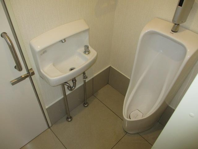 片岡台2店舗（たつみ住宅）のトイレ