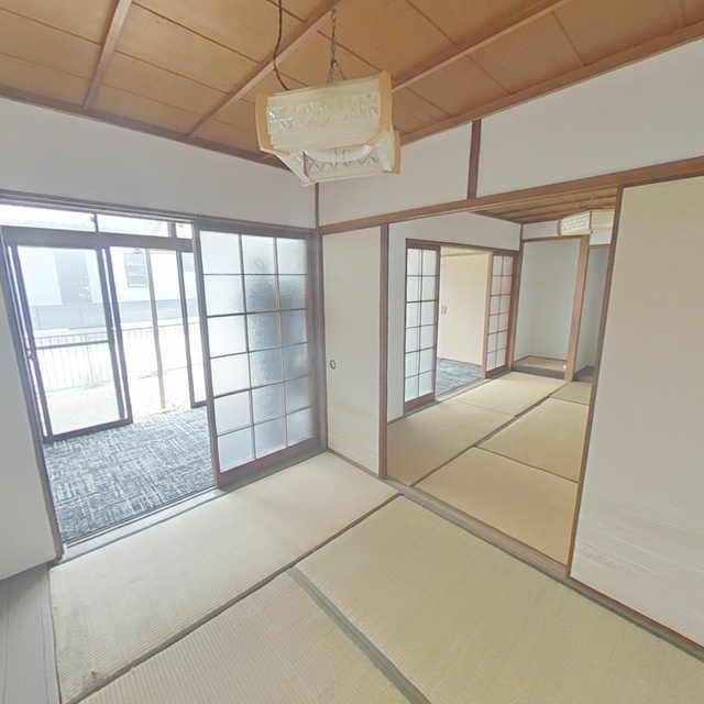 山県市高富の一戸建ての居間・リビング