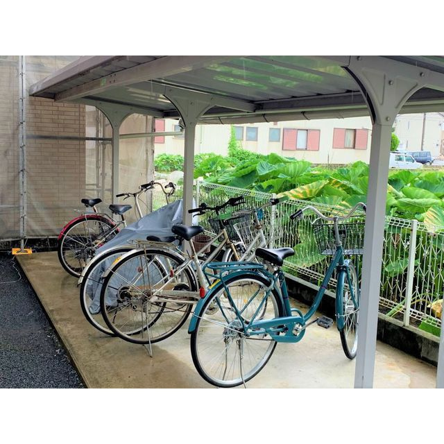 岐阜市則武中３丁目のアパートのその他|駐輪場