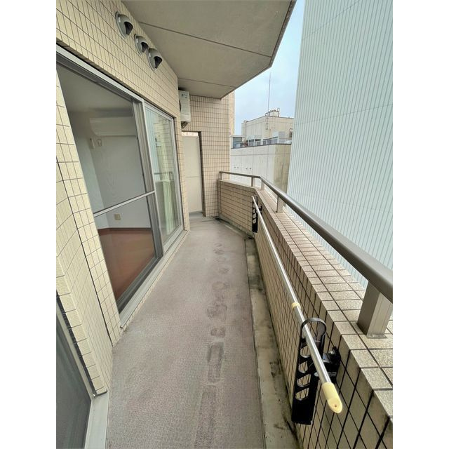 レジデンス４０のバルコニー|7階部分・南向き
