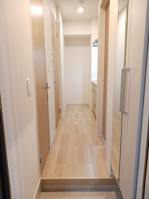 パインヒルズの玄関|※同仕様写真です