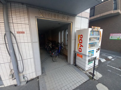 【エントランス】 | シティライフST