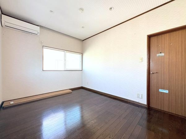 横浜市旭区川島町の中古一戸建の洋室