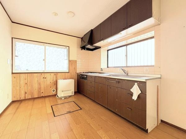 横浜市旭区川島町の中古一戸建のキッチン