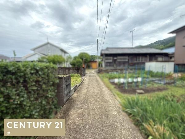 海南市鳥居　土地の前面道路含む現地写真
