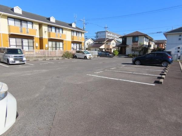 【駐車場】 | セジュールＭ　A棟