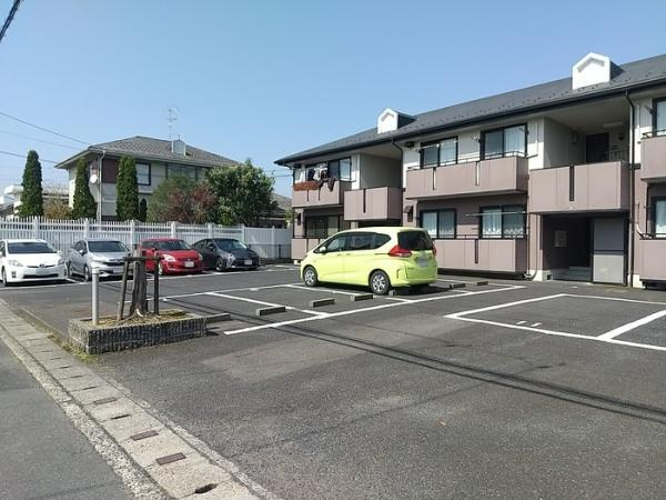 【駐車場】 | ハイカムールアダチ