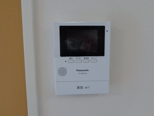 コンフォート・レジデンス響の内装|カメラ付インターホン