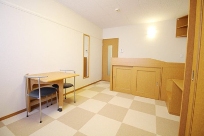 【寝室】 | レオパレスフォレスト錦 | 物件同タイプの写真です。