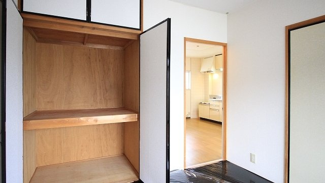 フローラル内藤Ｅの収納|便利な収納スペースです