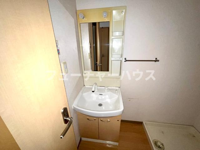 リポーズホーム(Ｒｅｐｏｓｅ　ｈｏｍｅ）の洗面所|洗髪洗面化粧台