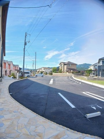 アリビオＢの駐車場