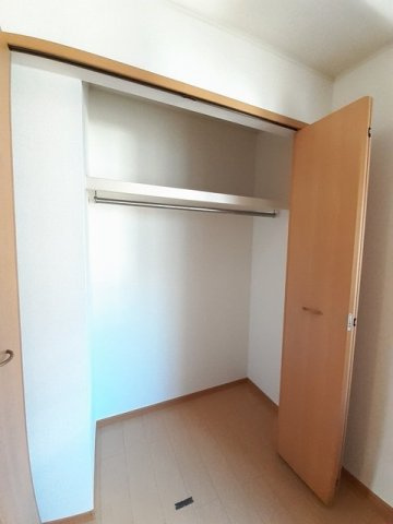 サンハウスヨシキＢの収納