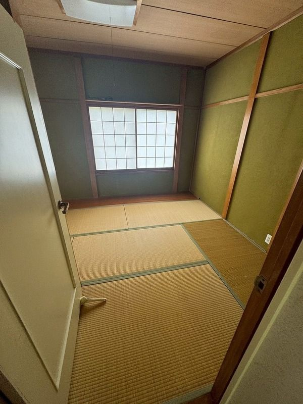 尊延寺戸建ての内装