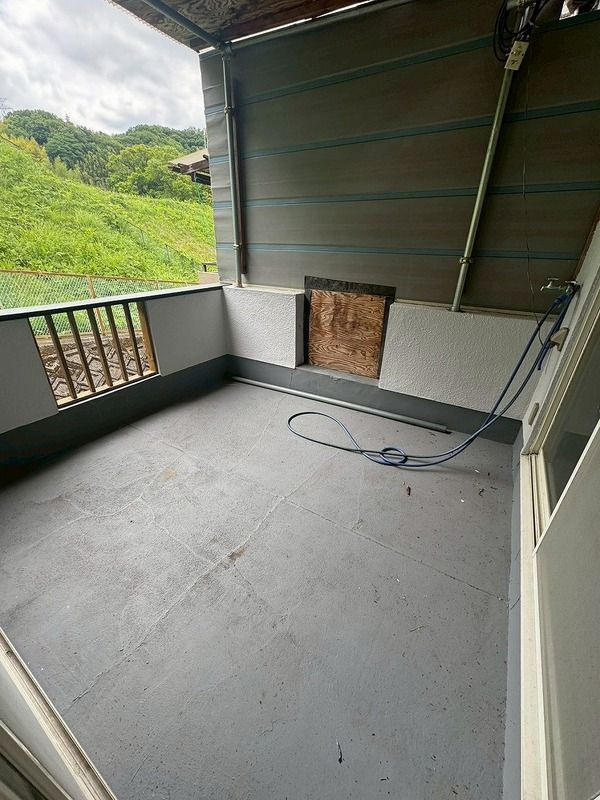 尊延寺戸建てのバルコニー