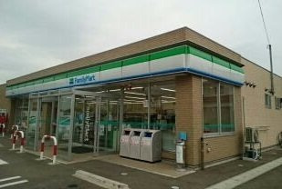 ガーラ　Ｂの周辺|ファミリーマート新潟立仏店まで860m