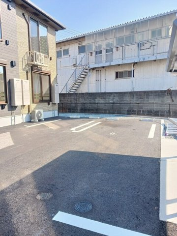 ヒカルサ防府三田尻の駐車場