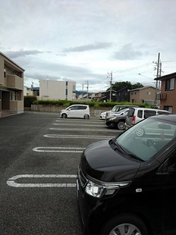 Ｇｒｅｅｎ・Ｇｒａｓｓ　Ⅰの駐車場