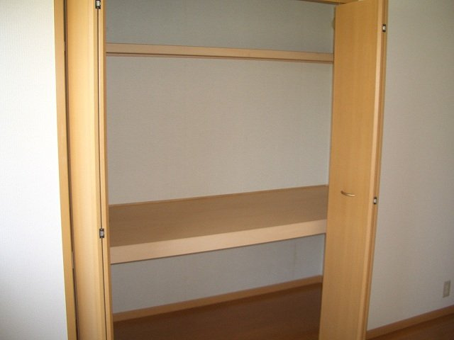 フォンテーヌ　北館の収納