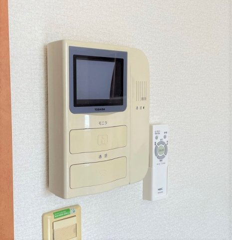 レオパレスボヌールのその他|モニター付きインターホン